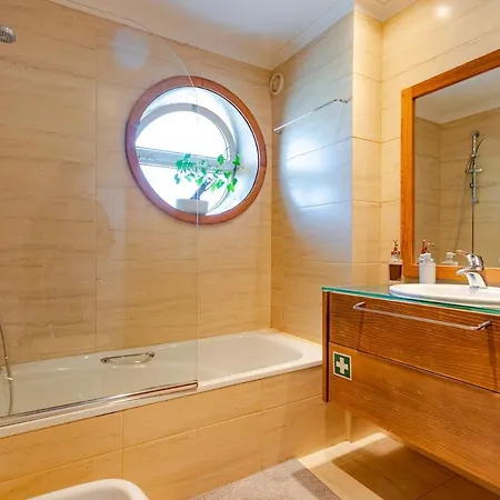 Nortesoul Miramar, 3-bedroom, Swimming Pool, Garage Gulpilhares