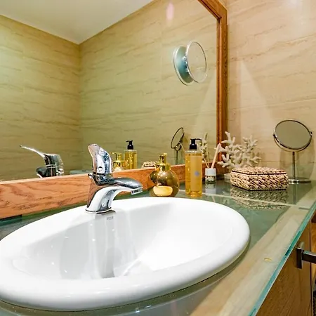 Nortesoul Miramar, 3-bedroom, Swimming Pool, Garage Apartament *
