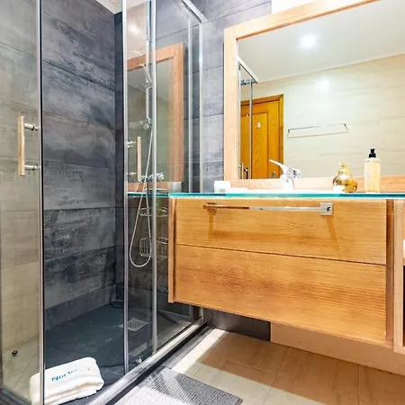 Nortesoul Miramar, 3-bedroom, Swimming Pool, Garage Apartament