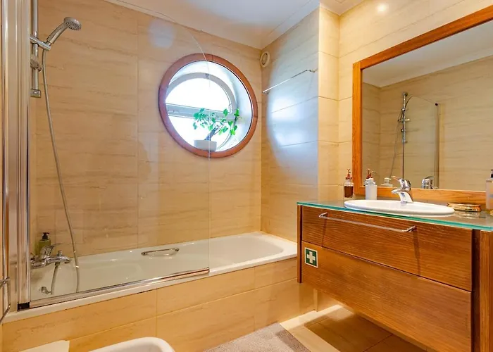 Nortesoul Miramar, 3-bedroom, Swimming Pool, Garage Gulpilhares