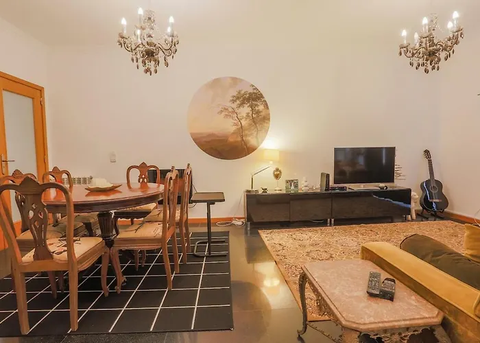 Nortesoul Miramar, 3-bedroom, Swimming Pool, Garage * Gulpilhares